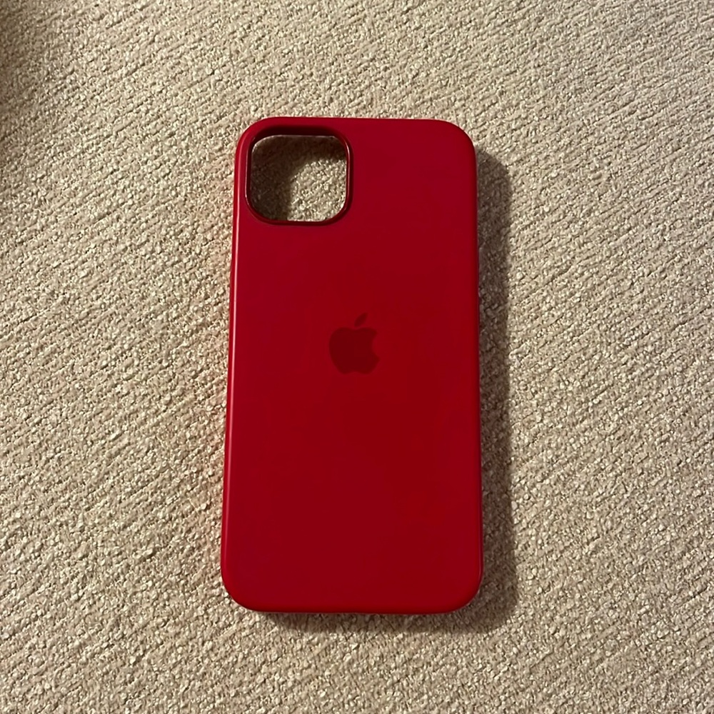 iPhone 13 Silicone Case (Red)